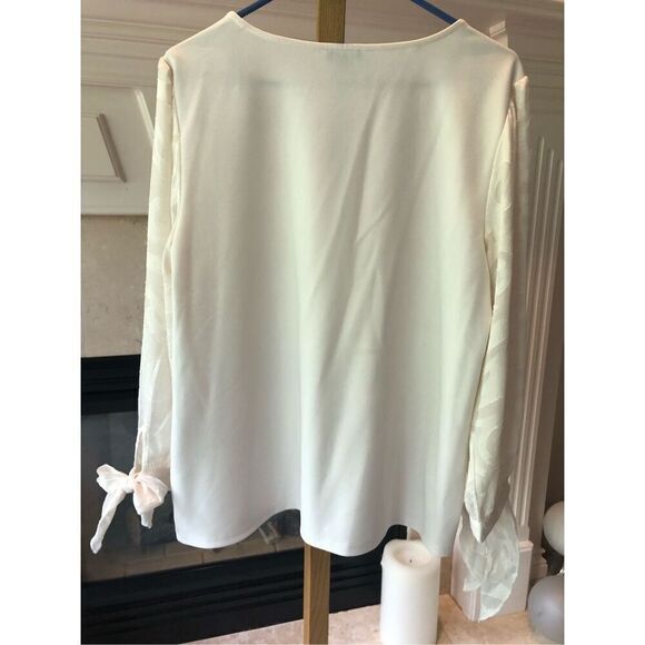 Ann Taylor Factory Women’s White Long Sleeve Elegant Blouse Size L - Picture 2 of 7